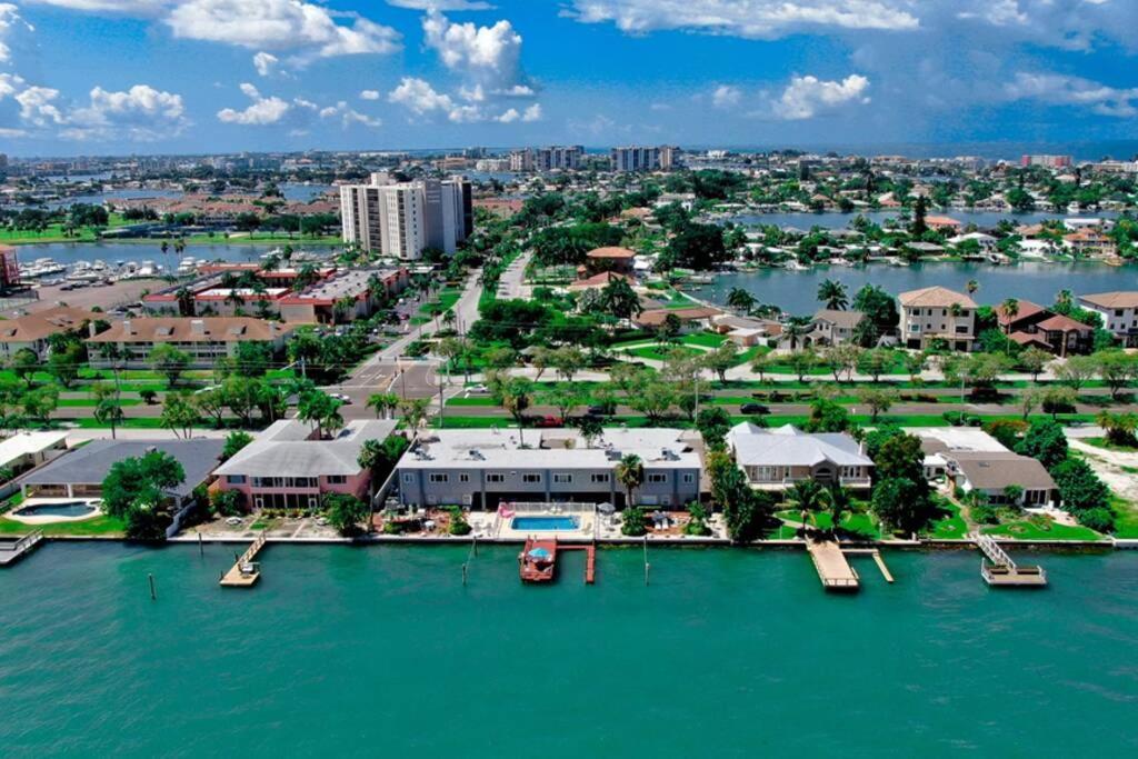 102-Tiny Treasure-Waterfront With Heated Pool Διαμέρισμα St. Pete Beach Εξωτερικό φωτογραφία