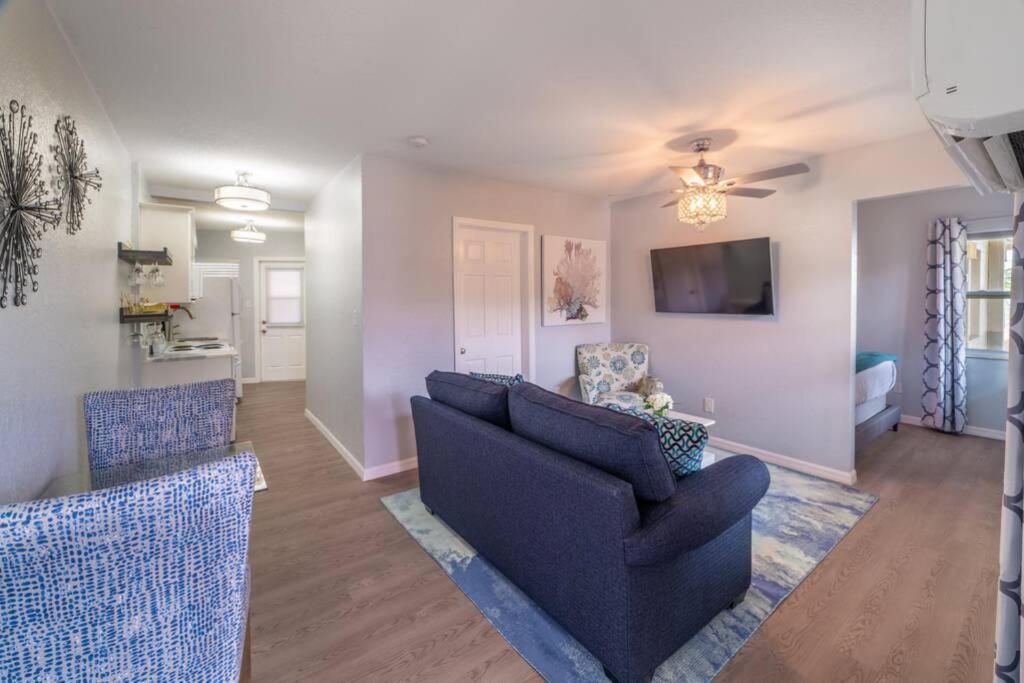 102-Tiny Treasure-Waterfront With Heated Pool Διαμέρισμα St. Pete Beach Εξωτερικό φωτογραφία